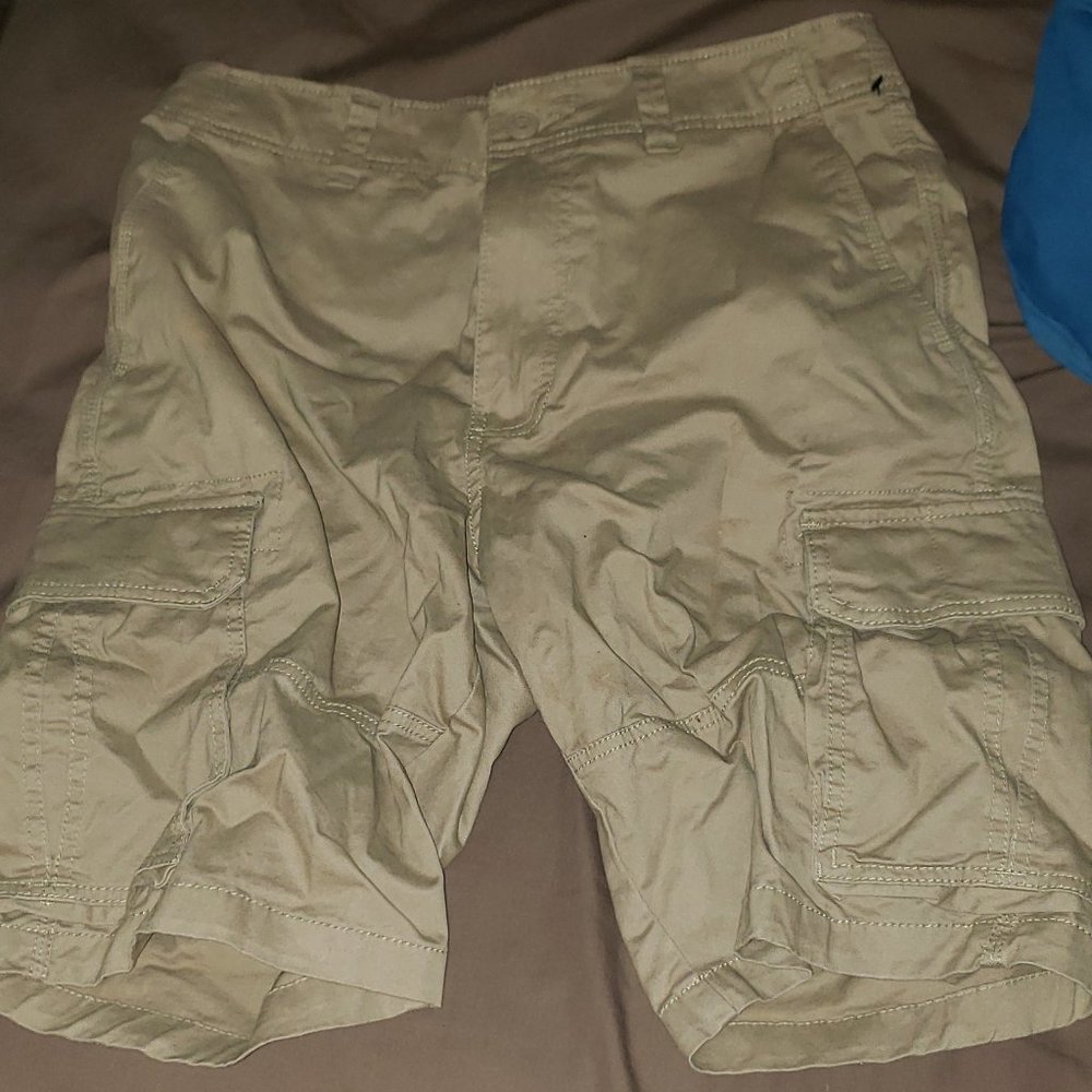 Men's cargo shorts